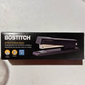 🌙 B23 - Bostitch Black All-Metal Desktop Stapler